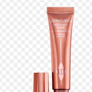 Charlotte tilbury highlighter wand!! Brand new